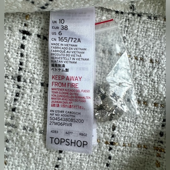 TOP SHOP tweed skirt with sparkly button detail - Picture 5 of 5